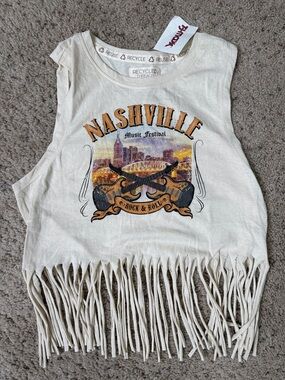 NWT Nashville Music Festival Fringe Crop Tank Top - Cream medium